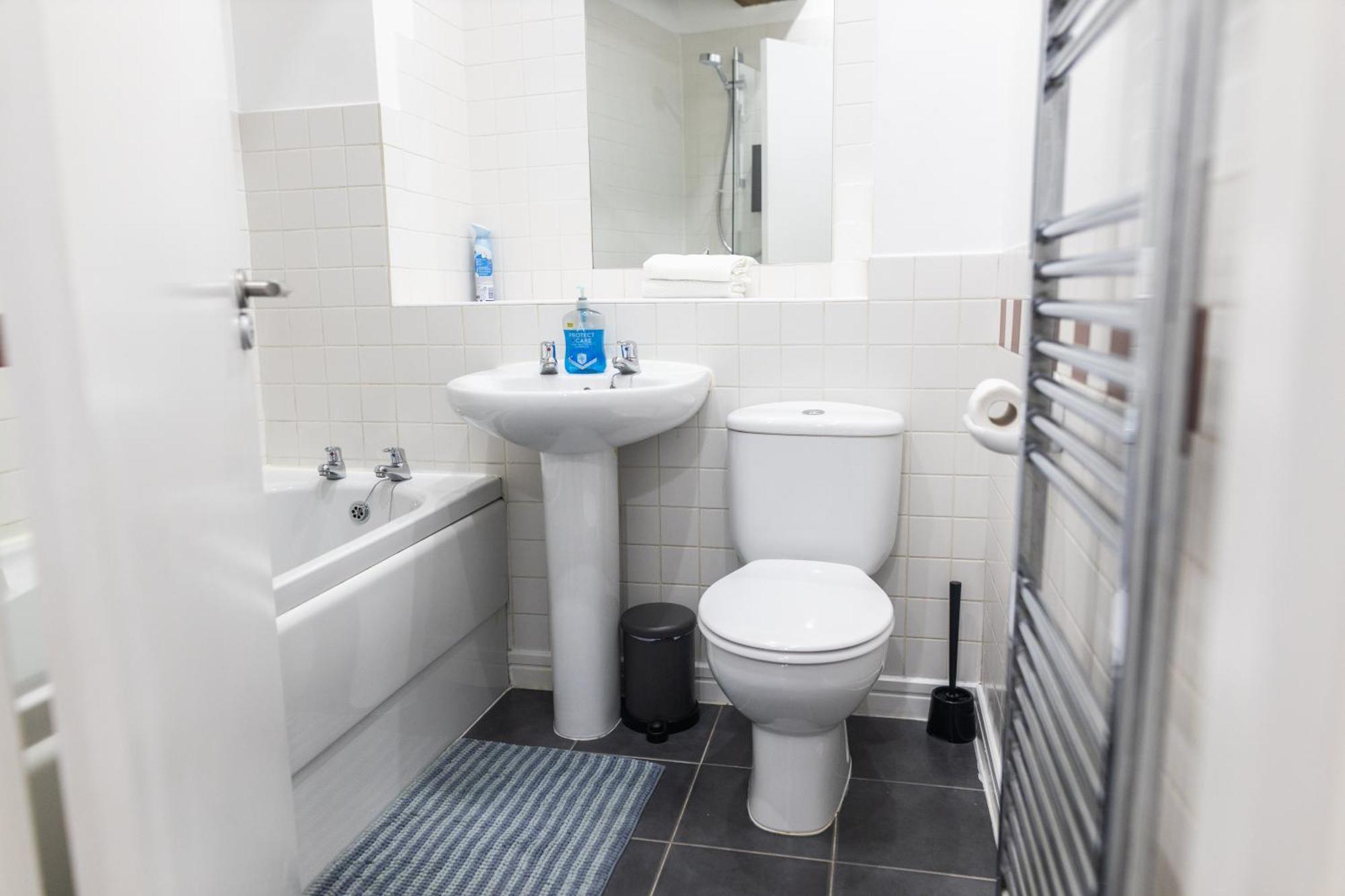 Leeds City Centre New Apartment Bagian luar foto